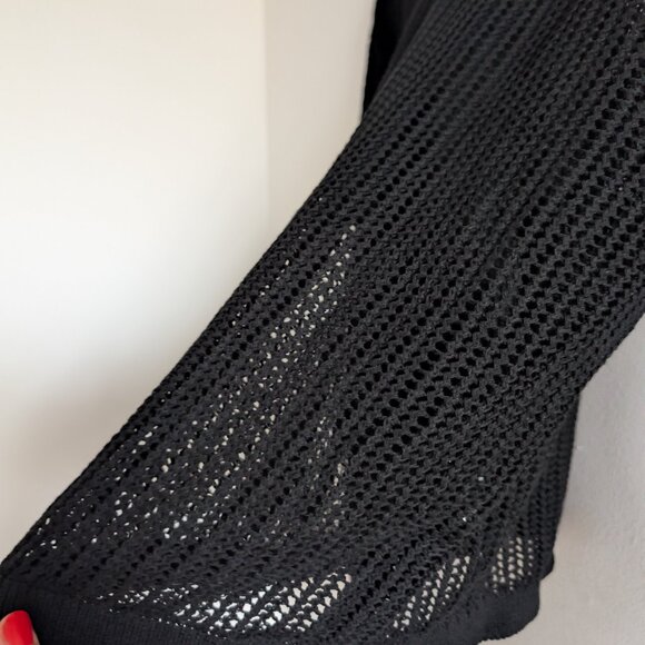 Uniqlo Mesh Knit black sweater - Picture 4 of 6
